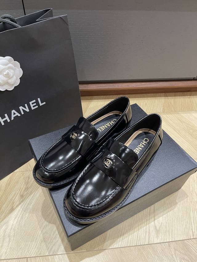 顶级版本 Chanel**24Aw新乐福鞋 小牛皮面羊里真皮底组合size35 36 37 38 39订40不退换